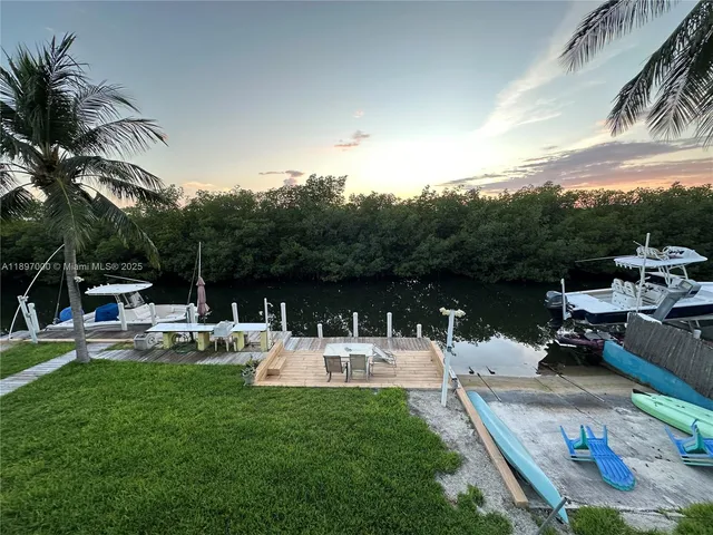 $1,990,000 | 164 Venetian Drive, Islamorada, FL 33036