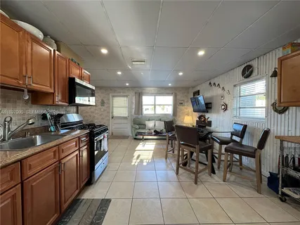 $1,699,000 | 164 Venetian Drive, Islamorada, FL 33036