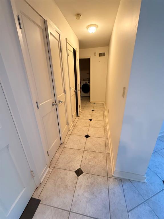 231 Fairview Road Pittsburgh, PA 15238 - Photo 23 of 29 a view of entryway with a window and a door