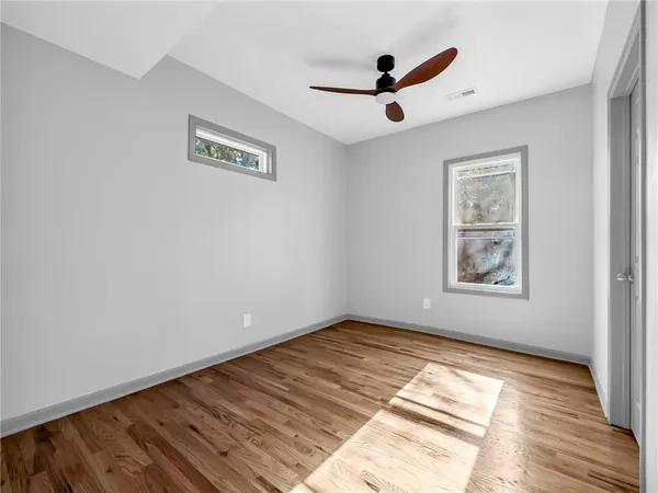 $275,000 | 4333 Tracy Avenue, Kansas City, MO 64110