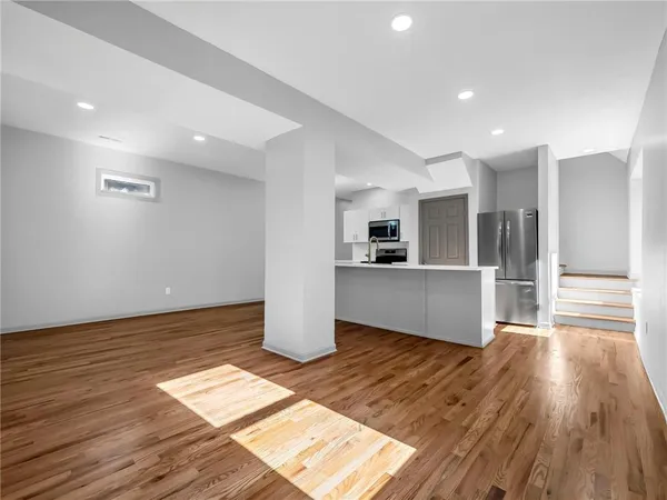 $275,000 | 4333 Tracy Avenue, Kansas City, MO 64110