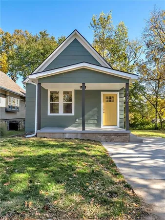 $275,000 | 4333 Tracy Avenue, Kansas City, MO 64110