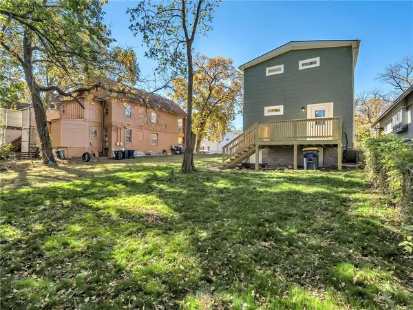 $275,000 | 4333 Tracy Avenue, Kansas City, MO 64110