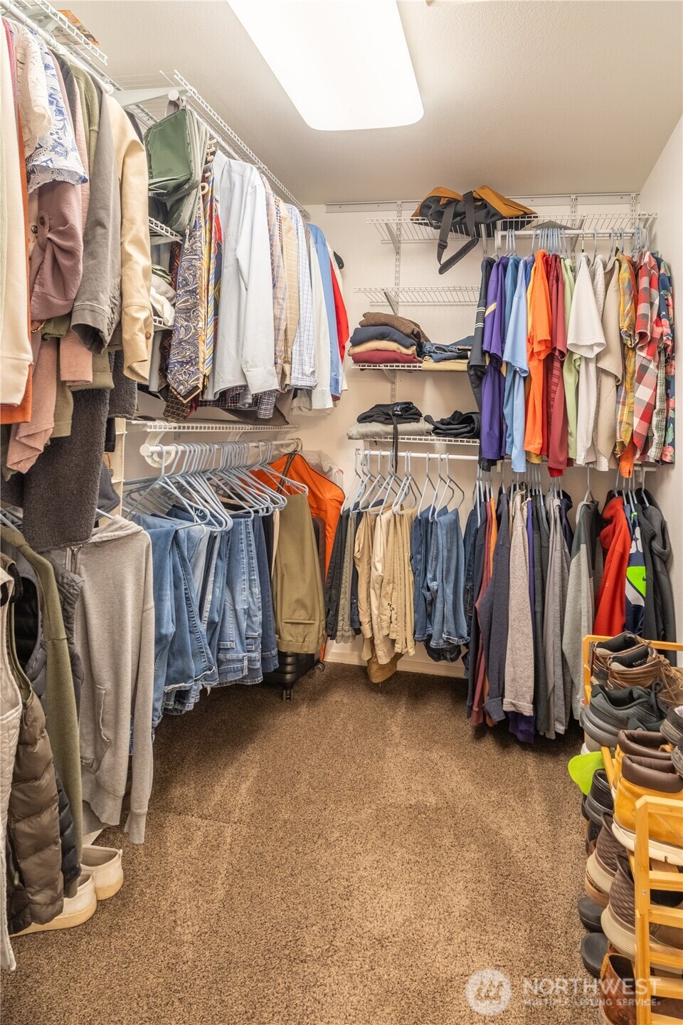 1630 Filmore Drive Moses Lake, WA 98837 - Photo 28 of 40 a view of walk in closet with clothes