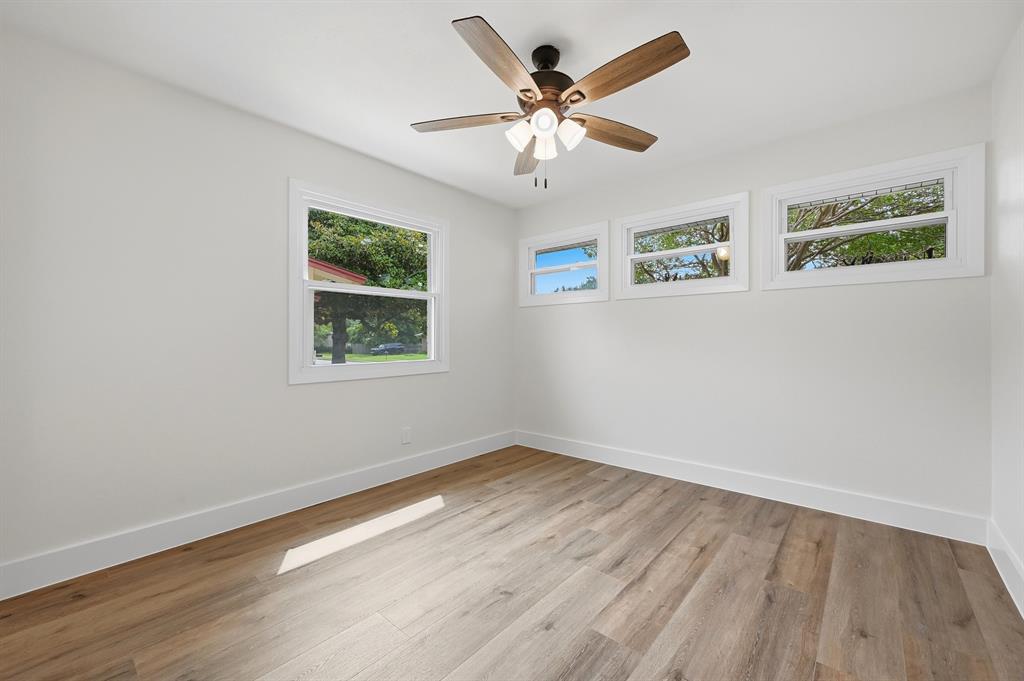 716 Pine Street Hurst, TX 76053 - Photo 21 of 35