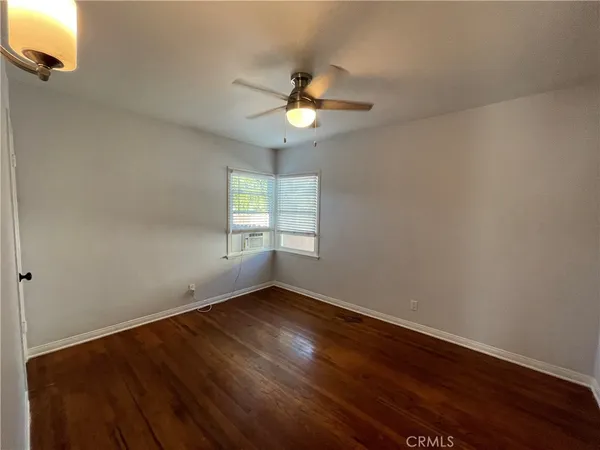 $3,075 | 4447 East 14th Street, Long Beach, CA 90804