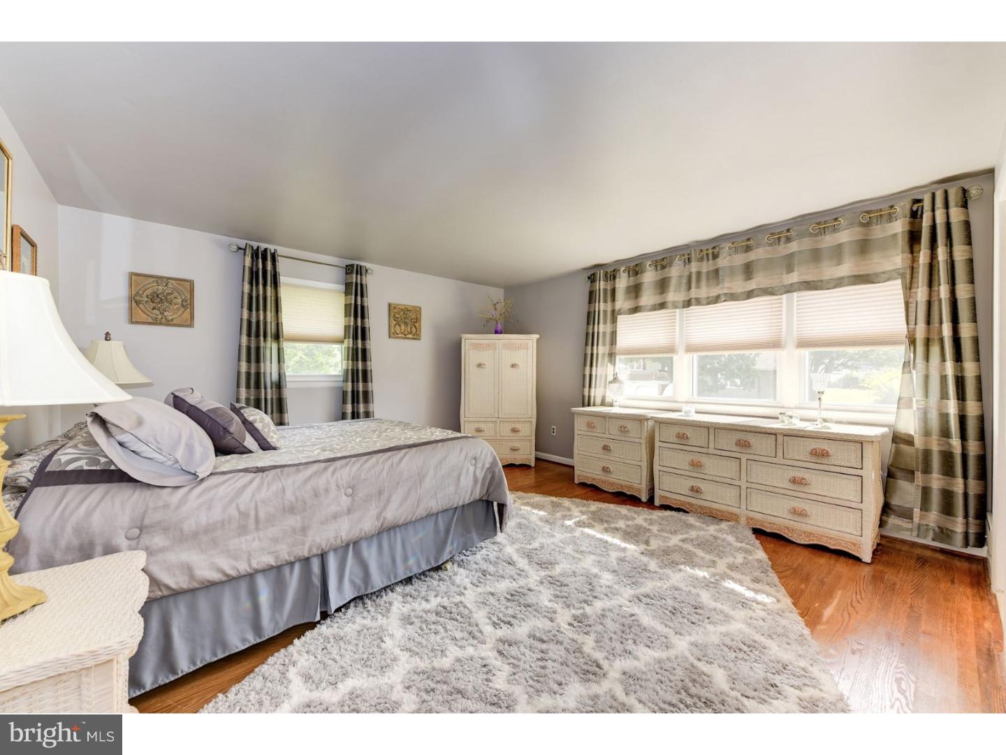 711 Hilltop Road Cinnaminson, NJ 08077 - Photo 18 of 25 Master Bedroom