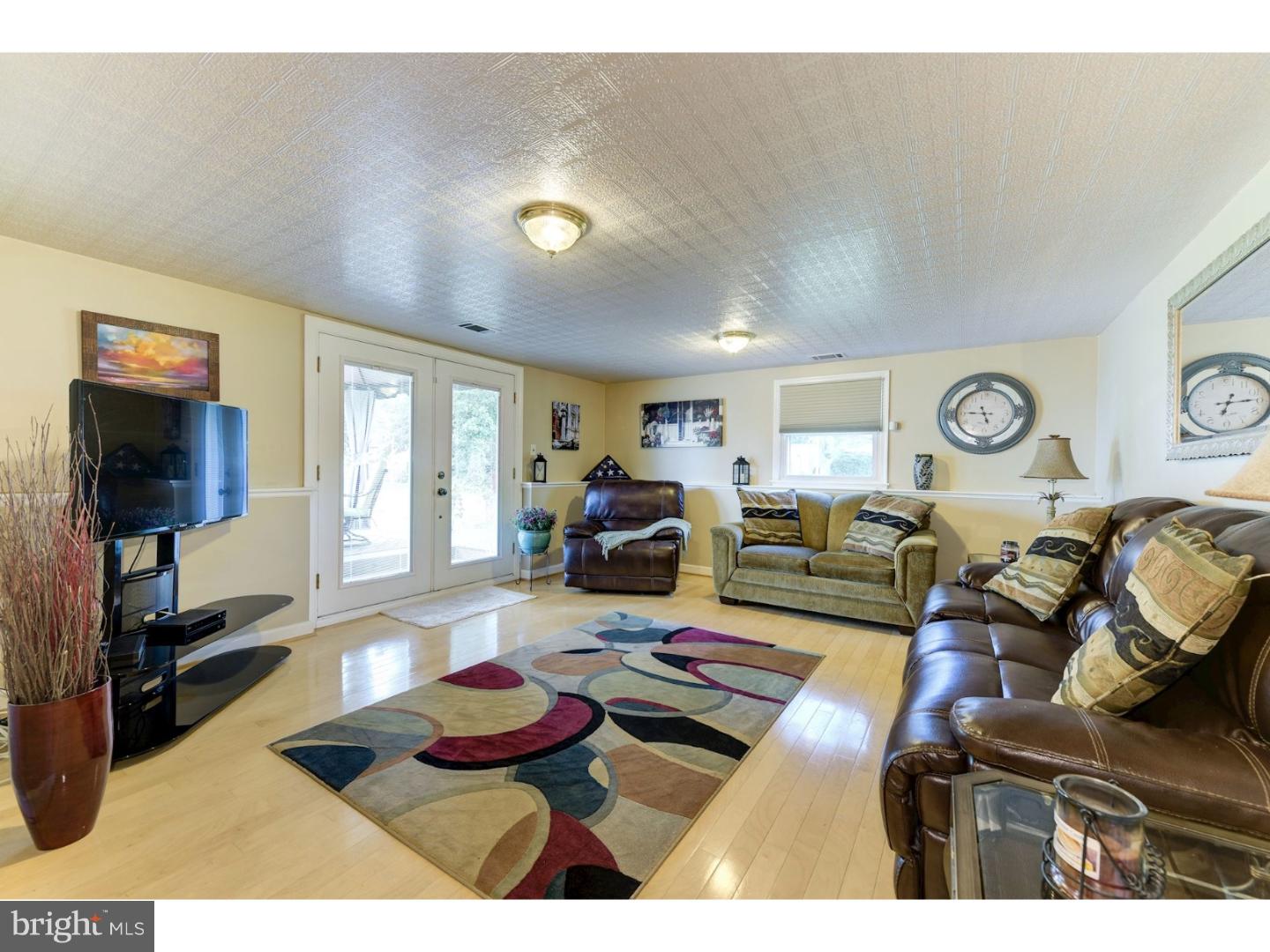 711 Hilltop Road Cinnaminson, NJ 08077 - Photo 23 of 25 Family Room