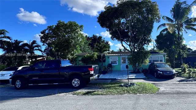 $489,000 | 5330 Northwest 182nd Street, Miami Gardens, FL 33055