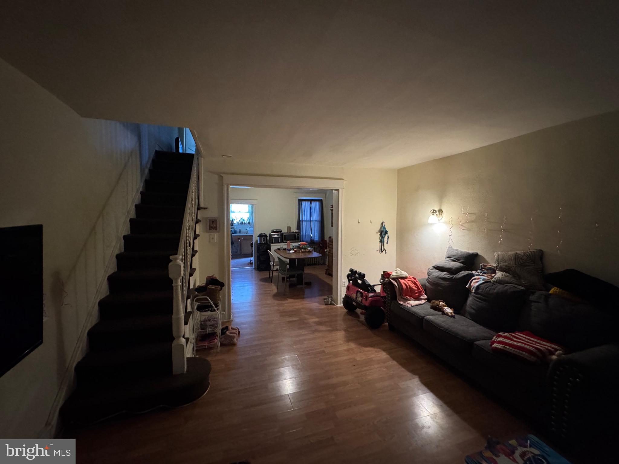 311 Margate Road Upper Darby, PA 19082 - Photo 2 of 17