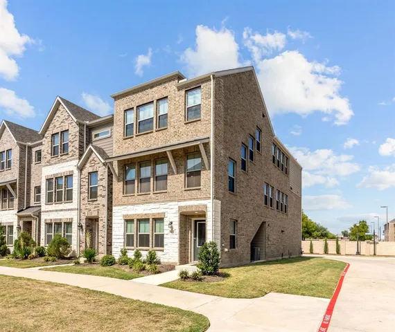 $505,000 | 801 Cassandra Court, Euless, TX 76040