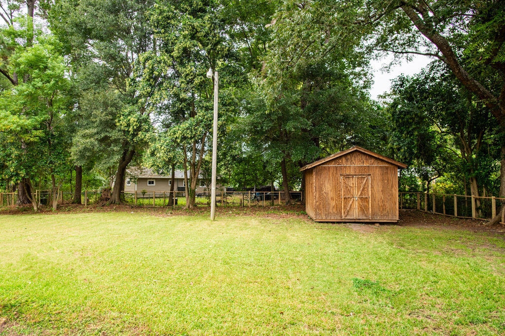 1733 Main Road Johns Island, SC 29455 - Photo 5 of 42 BLP_5513-HDR