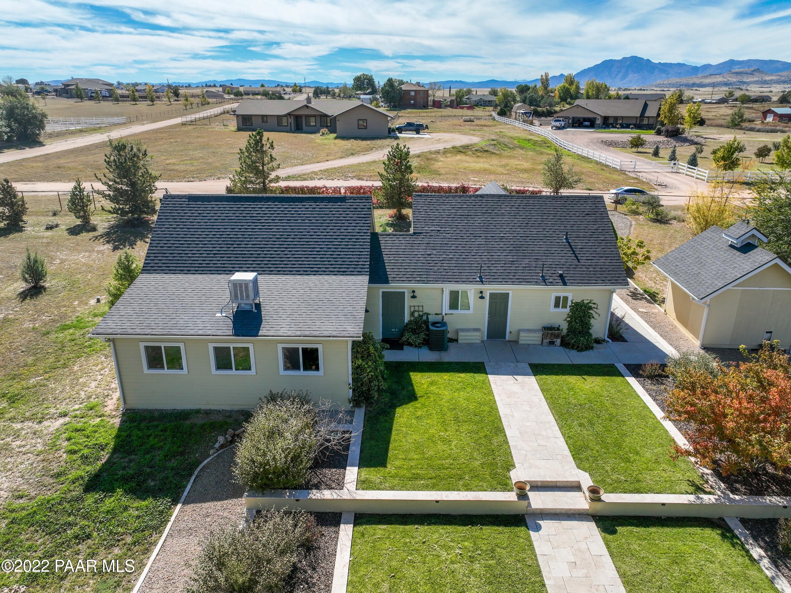2290 West Canta Libre Road Chino Valley, AZ 86323 - Photo 28 of 45 028_Landscaped Yard