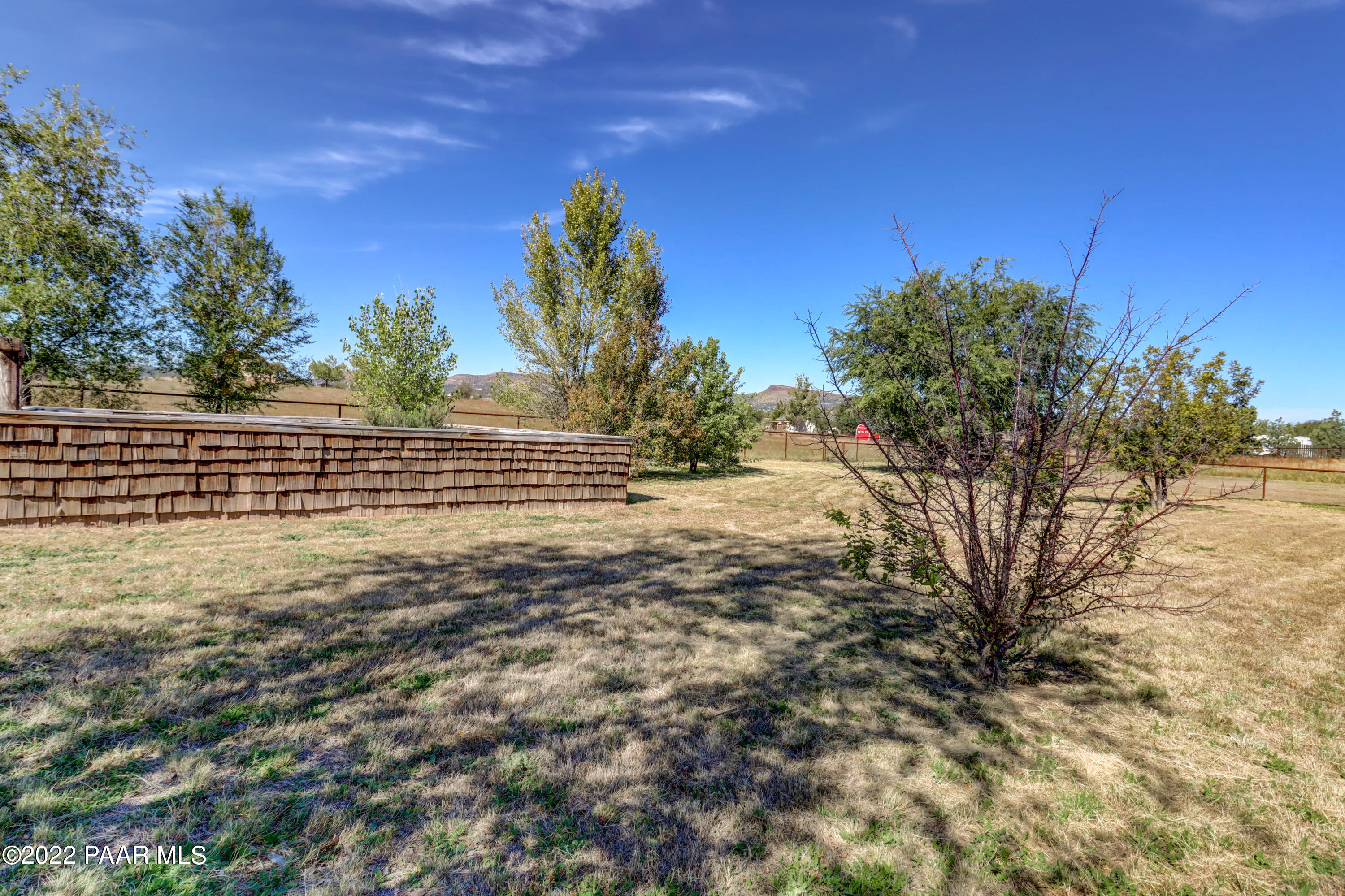 2290 West Canta Libre Road Chino Valley, AZ 86323 - Photo 38 of 45 038_Side Yard