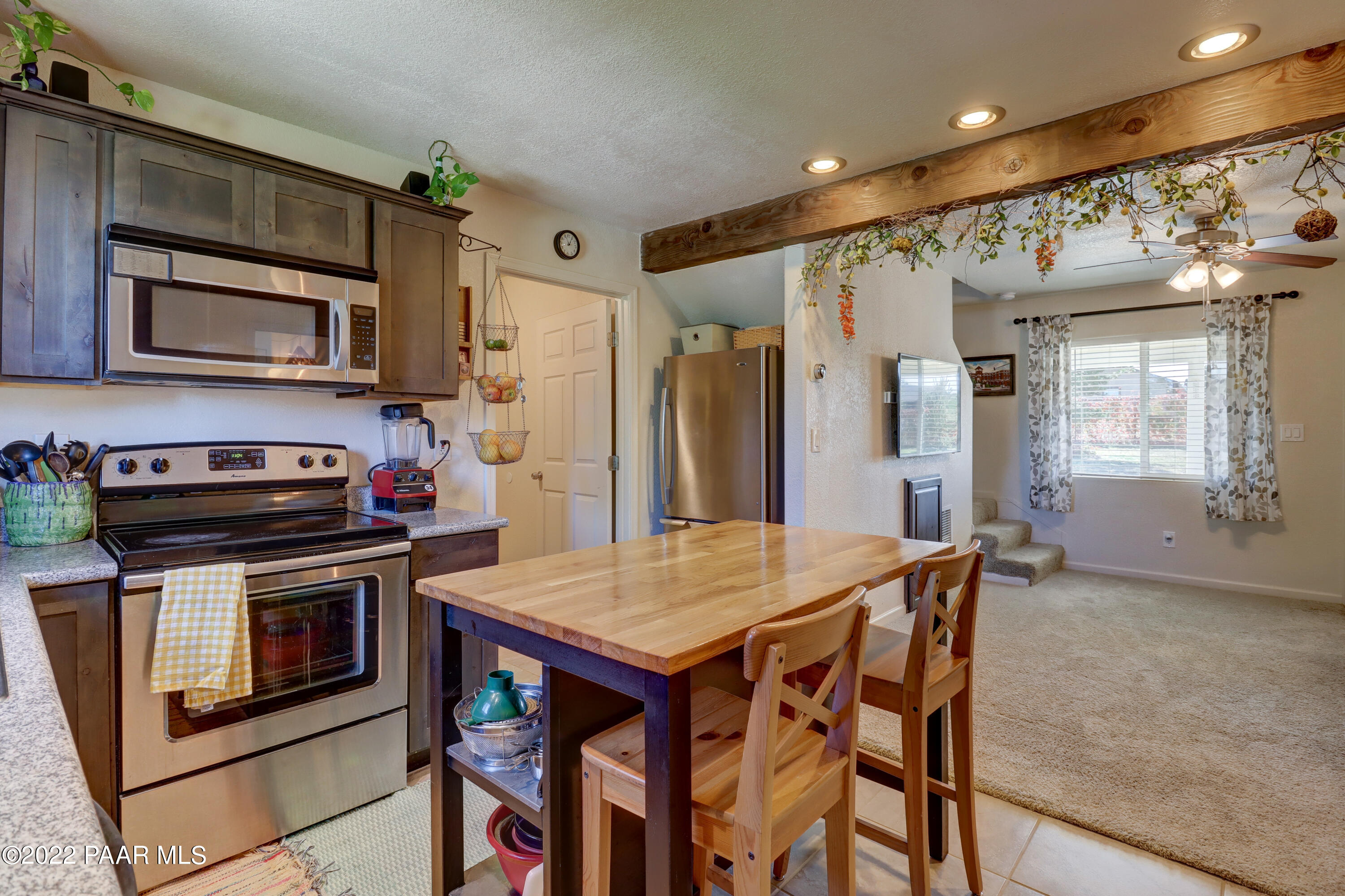 2290 West Canta Libre Road Chino Valley, AZ 86323 - Photo 10 of 45 010_Kitchen