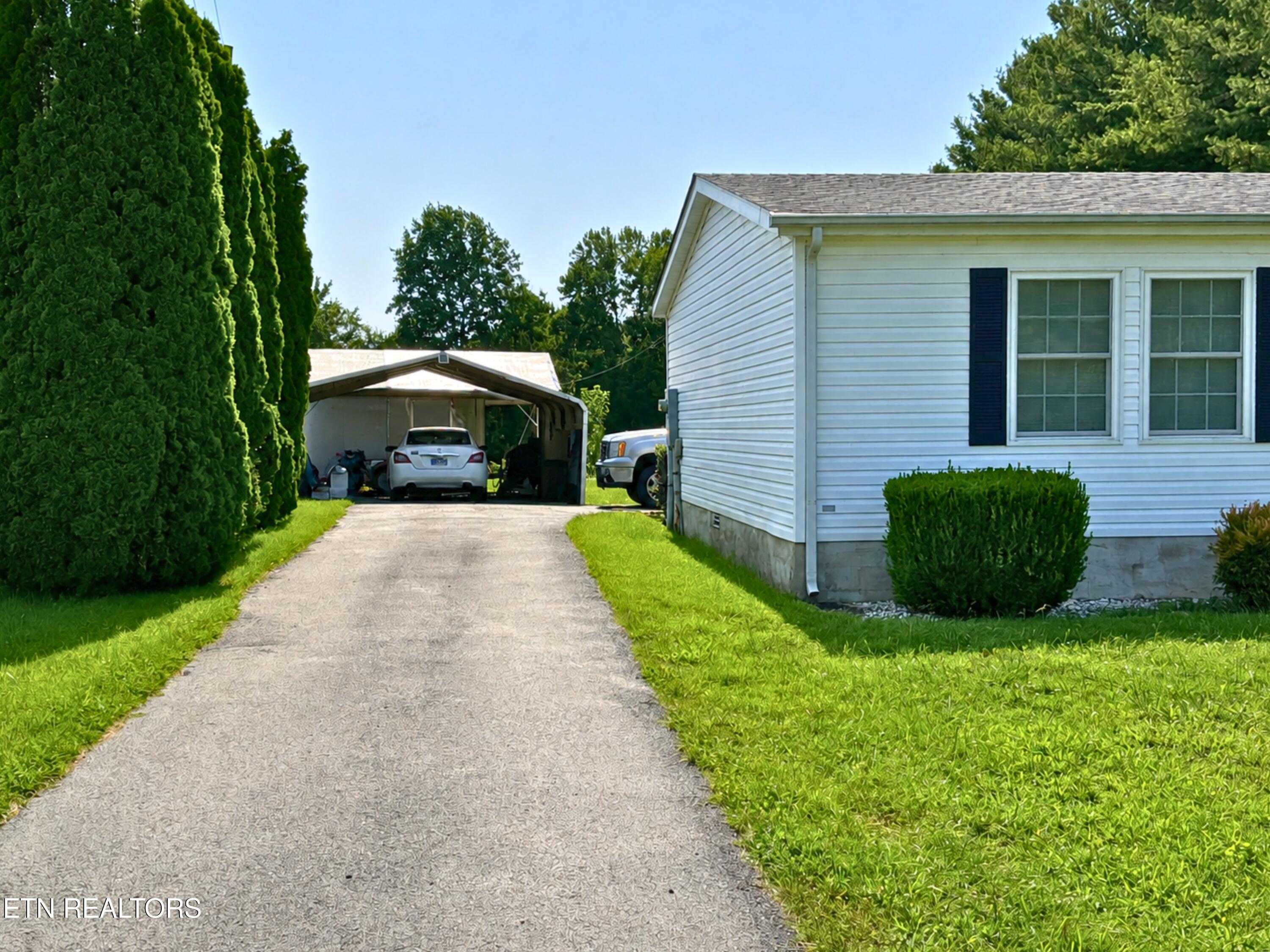 10106 Spring Creek Road Cookeville, TN 38506 - Photo 5 of 13 5