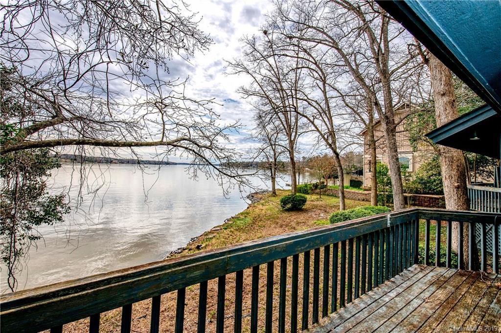 2 Commodore Point Road Lake Wylie, SC 29710 - Photo 22 of 36 Gallery Image 22