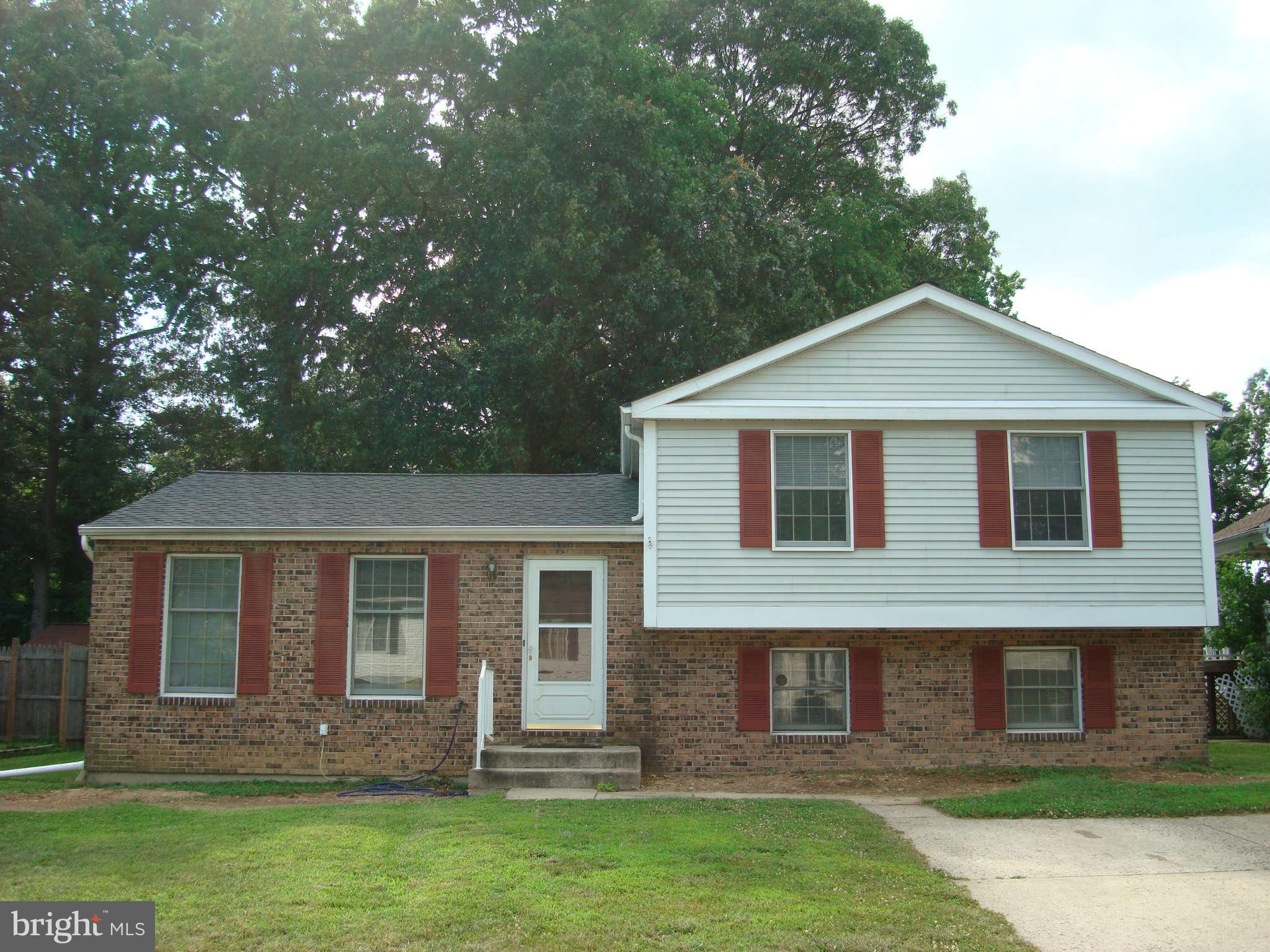 533 Fuselage Avenue Baltimore, MD 21221 - Photo 1 of 27 Exterior Front