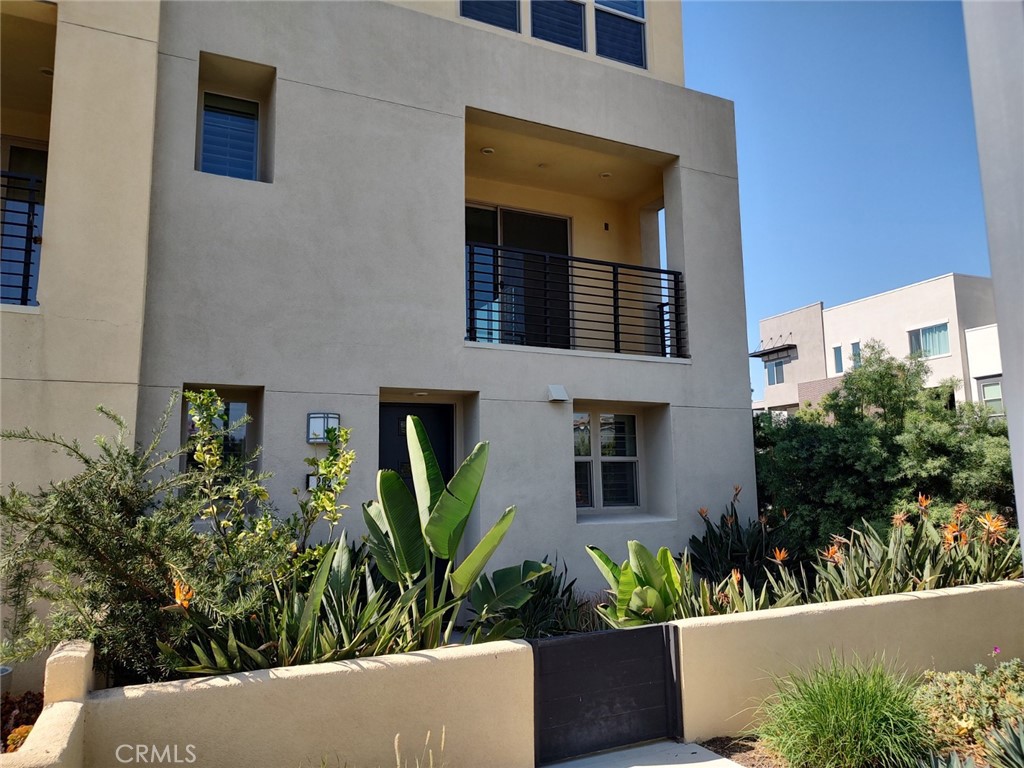 202 Paramount Irvine, CA 92618 - Photo 1 of 24