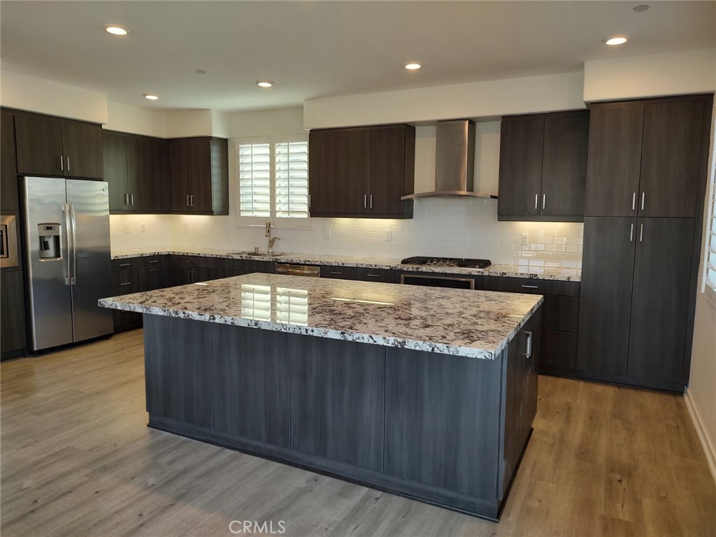 202 Paramount Irvine, CA 92618 - Photo 8 of 24