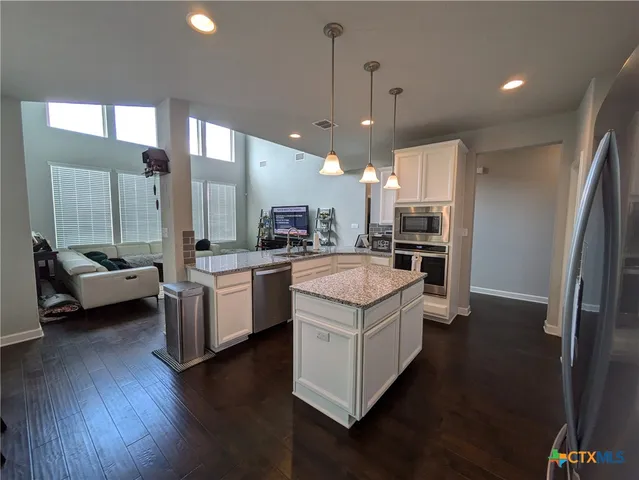 $2,295 | 892 Maple Drive, New Braunfels, TX 78130