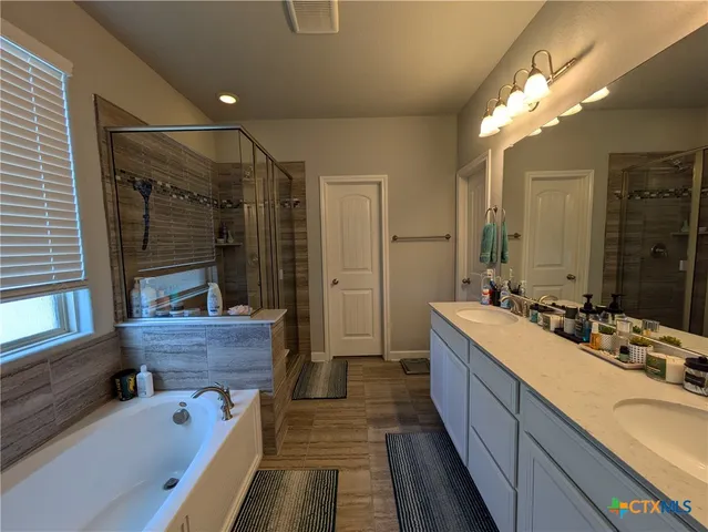 $2,295 | 892 Maple Drive, New Braunfels, TX 78130