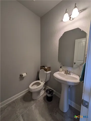 $2,295 | 892 Maple Drive, New Braunfels, TX 78130