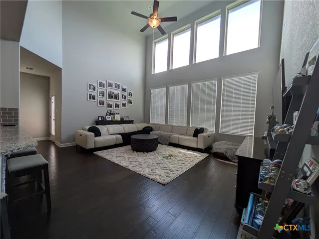 $2,295 | 892 Maple Drive, New Braunfels, TX 78130