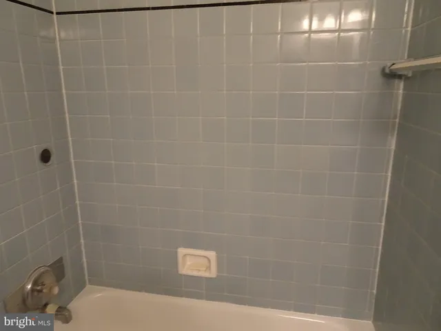 $2,800 | 27 West 7th Street, New Castle, DE 19720