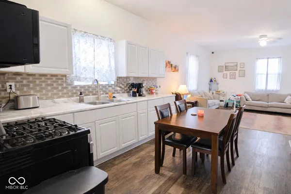 $189,000 | 522 East 4th St Road, Seymour, IN 47274