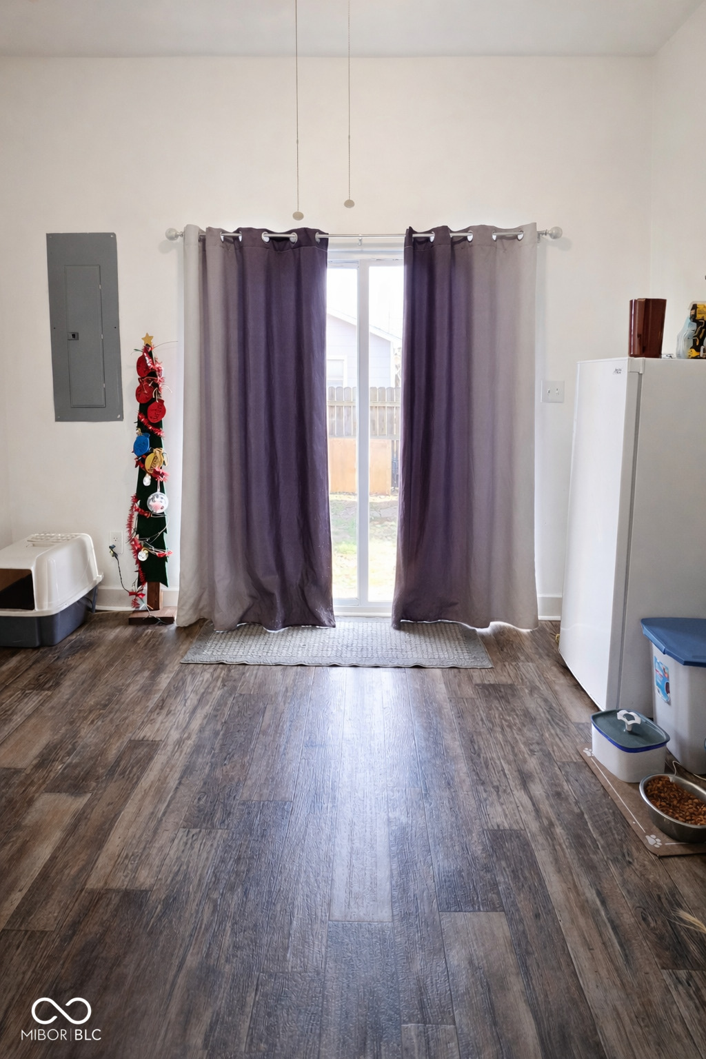 522 East 4th St Road Seymour, IN 47274 - Photo 5 of 17