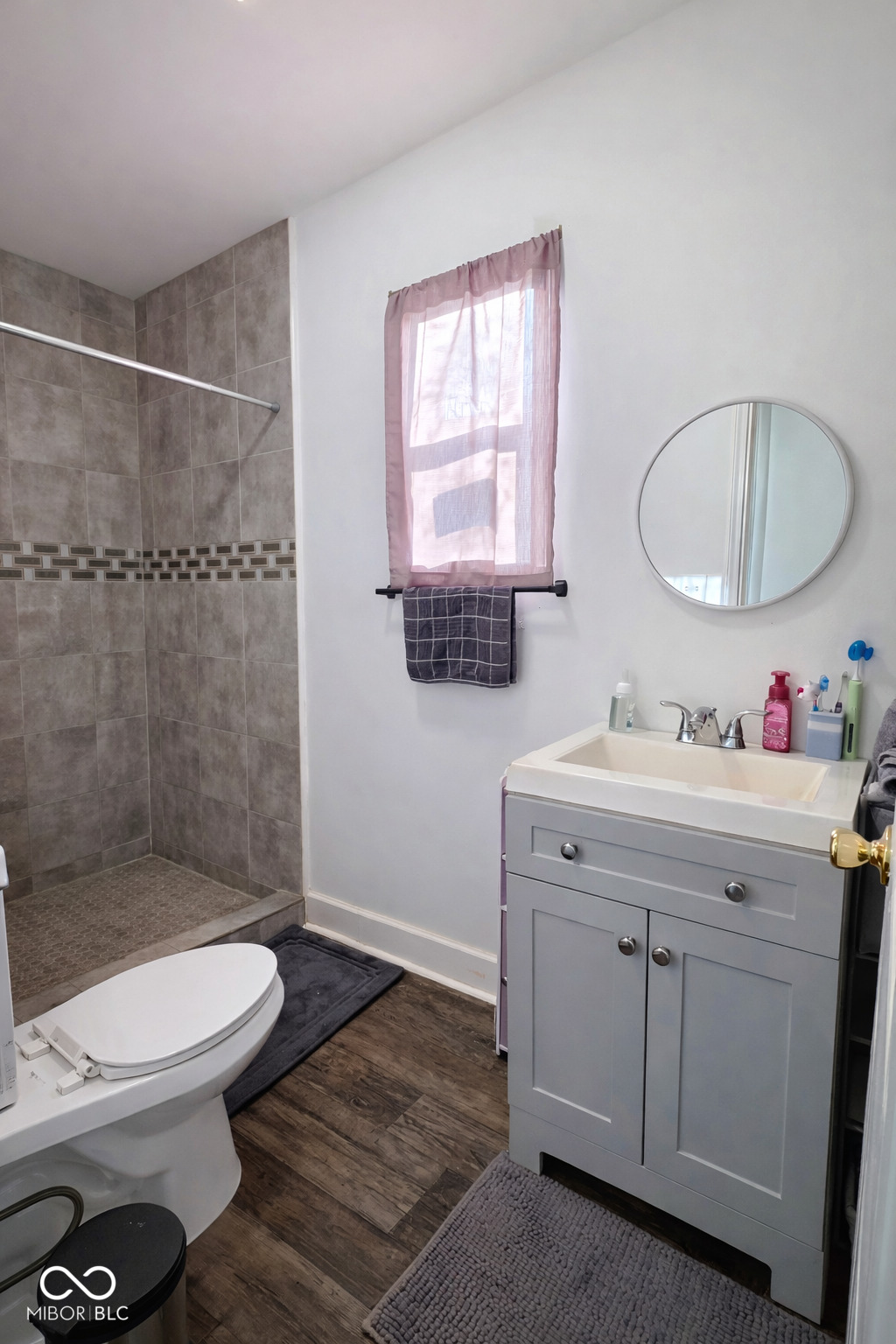 522 East 4th St Road Seymour, IN 47274 - Photo 8 of 17