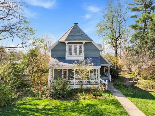 $239,999 | 222 West Gay Street, Warrensburg, MO 64093