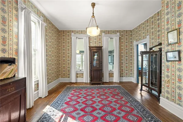 $259,000 | 222 West Gay Street, Warrensburg, MO 64093
