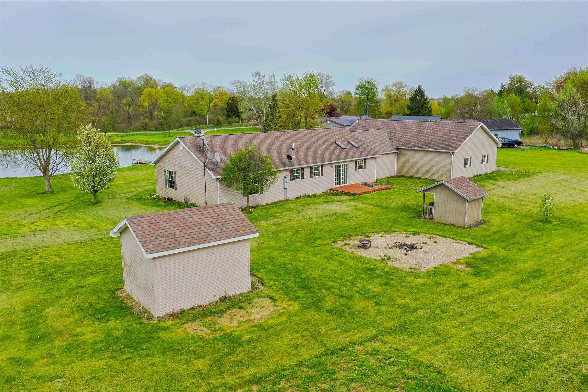 2330 Morrison Road Wabash, IN 46992 - Photo 6 of 24