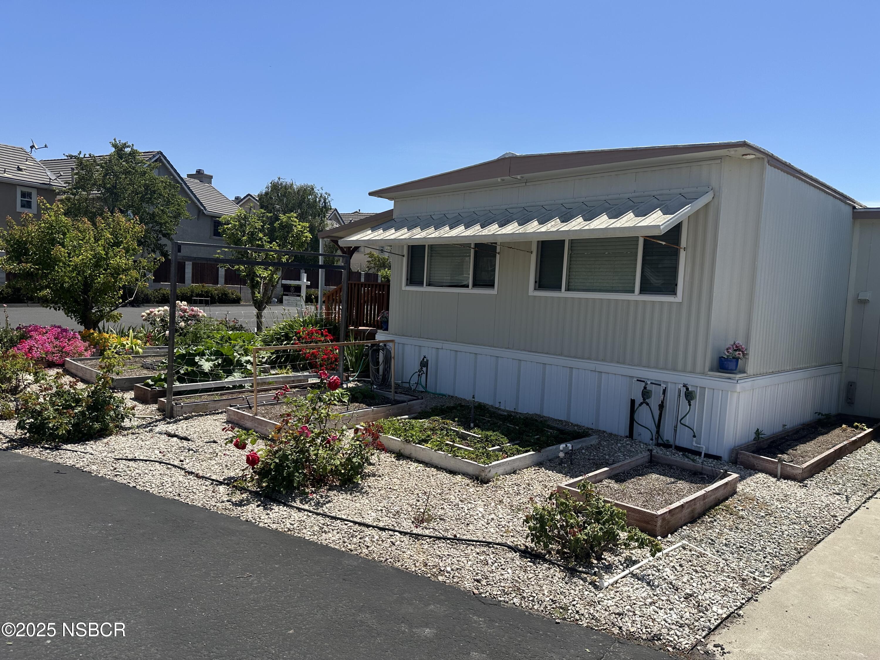 80 Zaca Street, Unit 26 Buellton, CA 93427 - Photo 2 of 29 IMG_1362