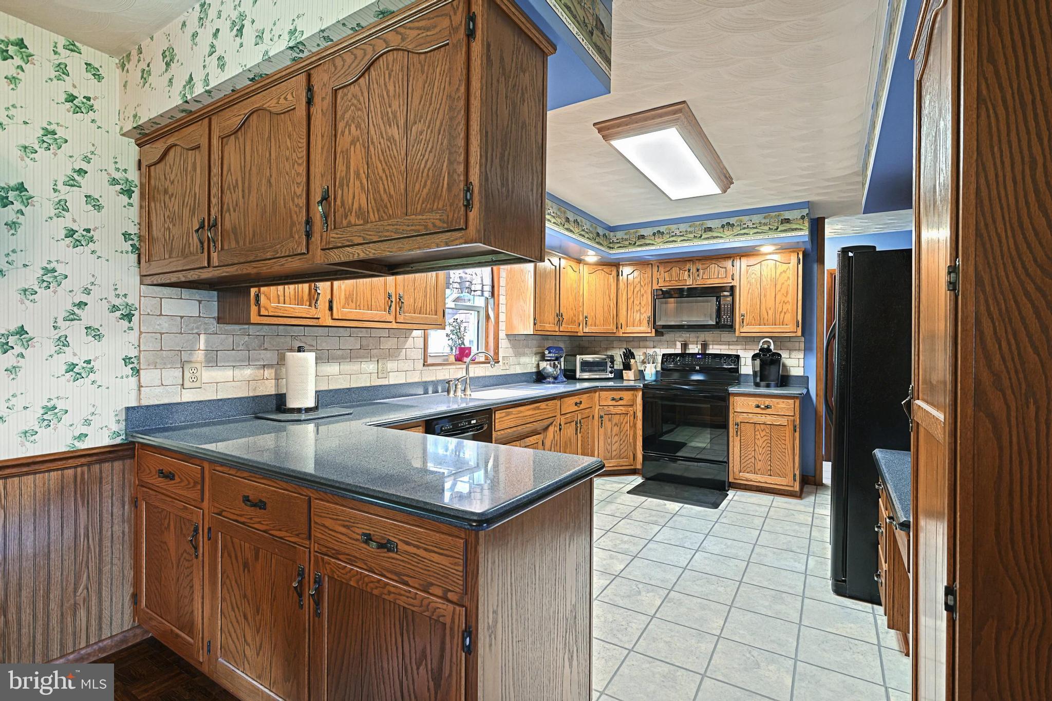 930 Church Road York, PA 17404 - Photo 16 of 36 Gallery Image 16