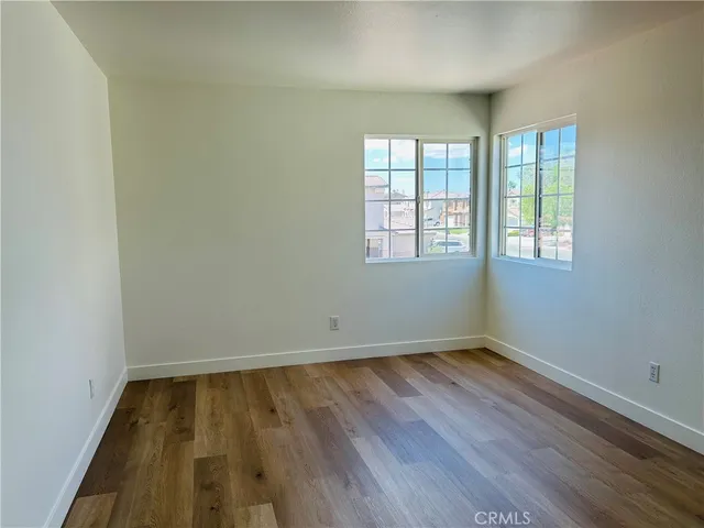 $2,300 | 13145 Falcon Trail, Victorville, CA 92392