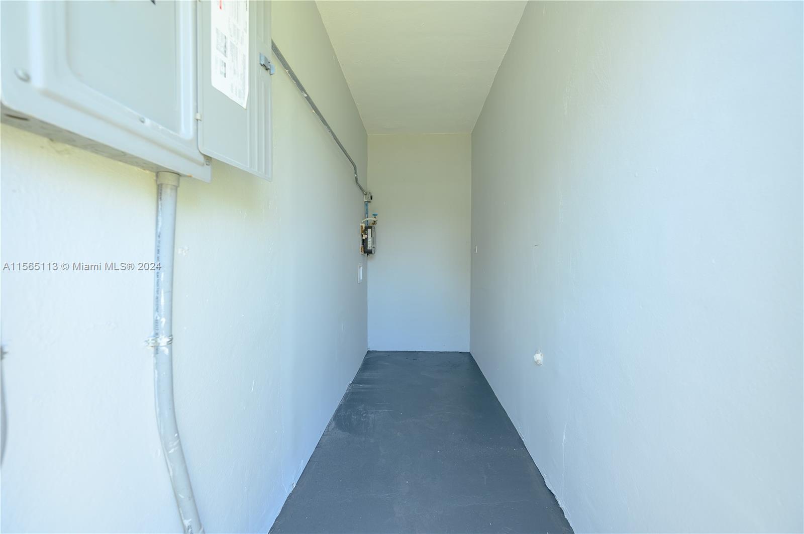 29451 Maine Road Homestead, FL 33033 - Photo 21 of 22 a view of a hallway