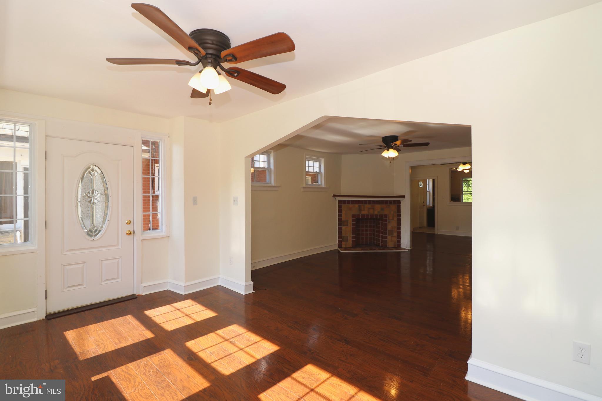 918 Rundale Avenue Lansdowne, PA 19050 - Photo 5 of 36