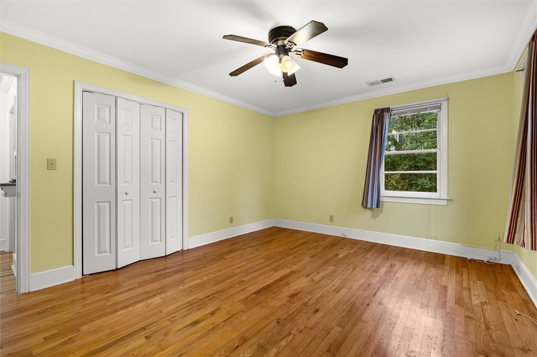 1124 Springdale Road Anderson, SC 29621 - Photo 26 of 43 3rd bedroom, main house