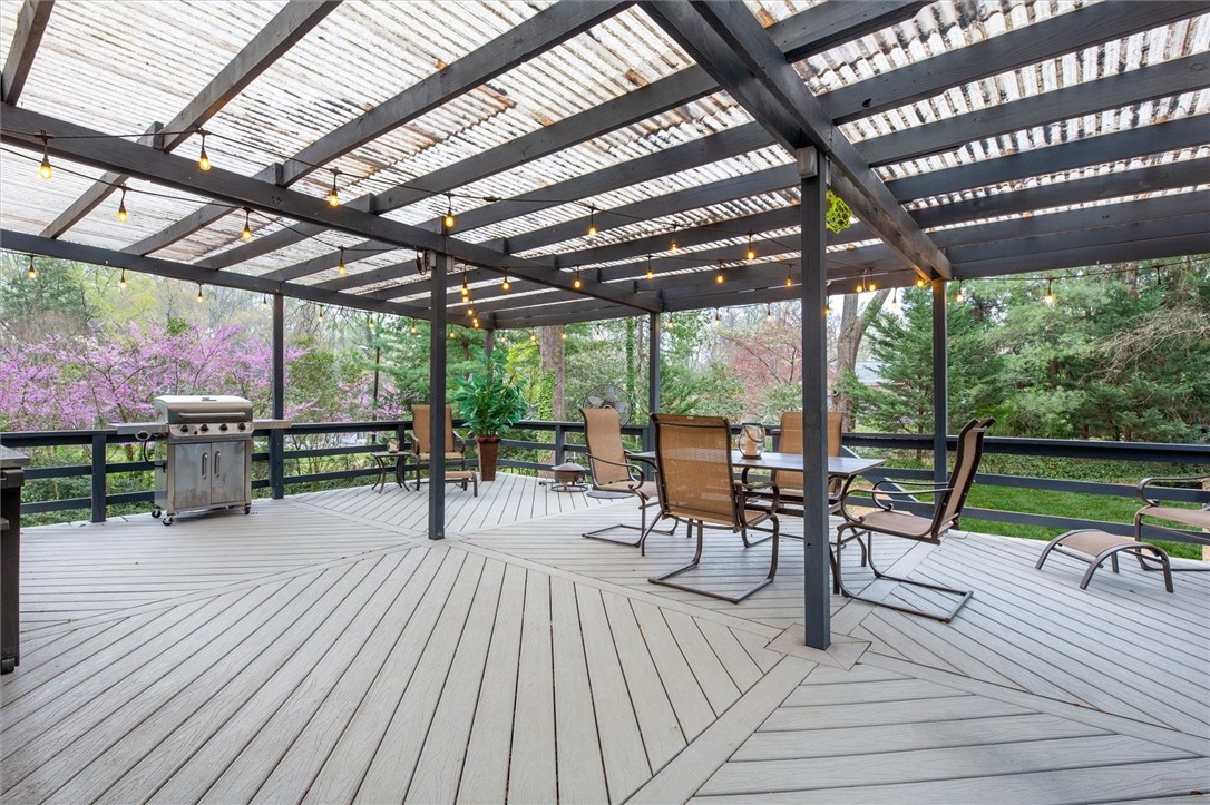 1124 Springdale Road Anderson, SC 29621 - Photo 4 of 43 Huge patio!!