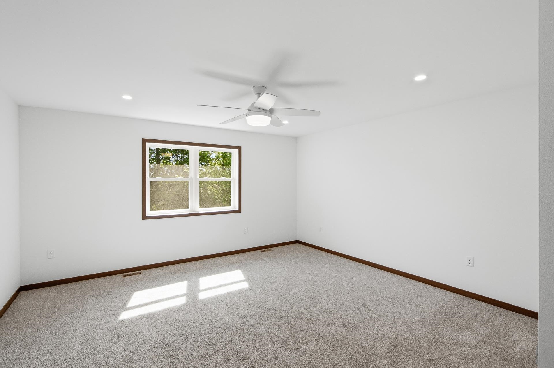 514 Roosevelt Street Baraboo, WI 53913 - Photo 11 of 19