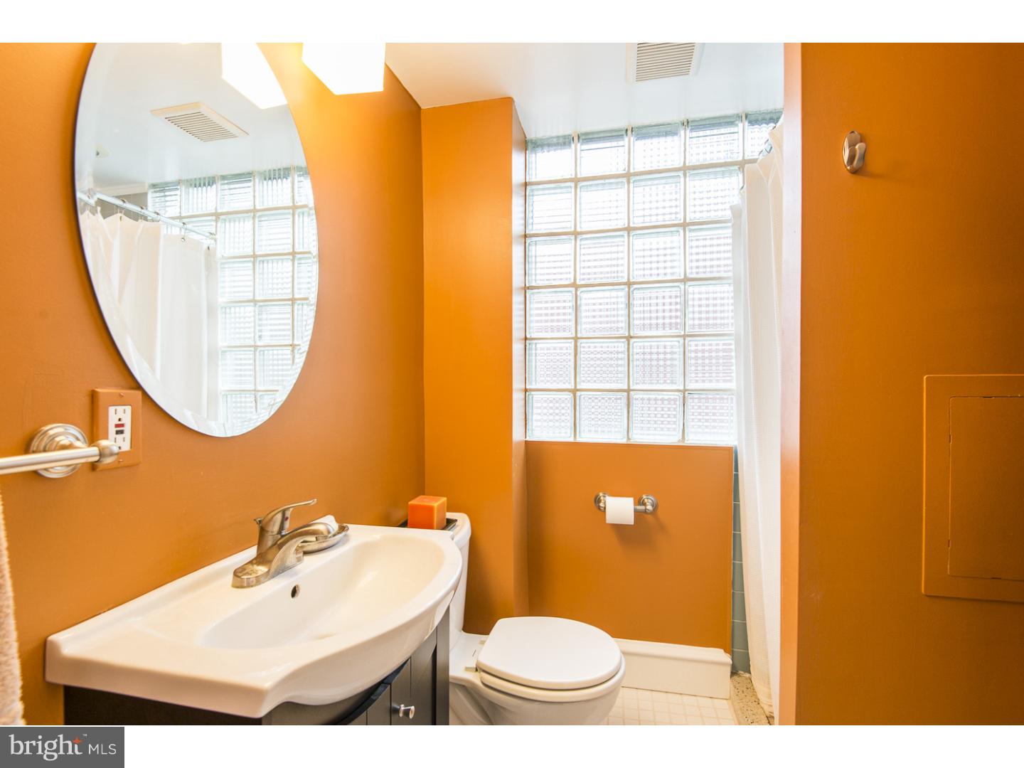 330 Wellesley Road Philadelphia, PA 19119 - Photo 19 of 22 Bathroom