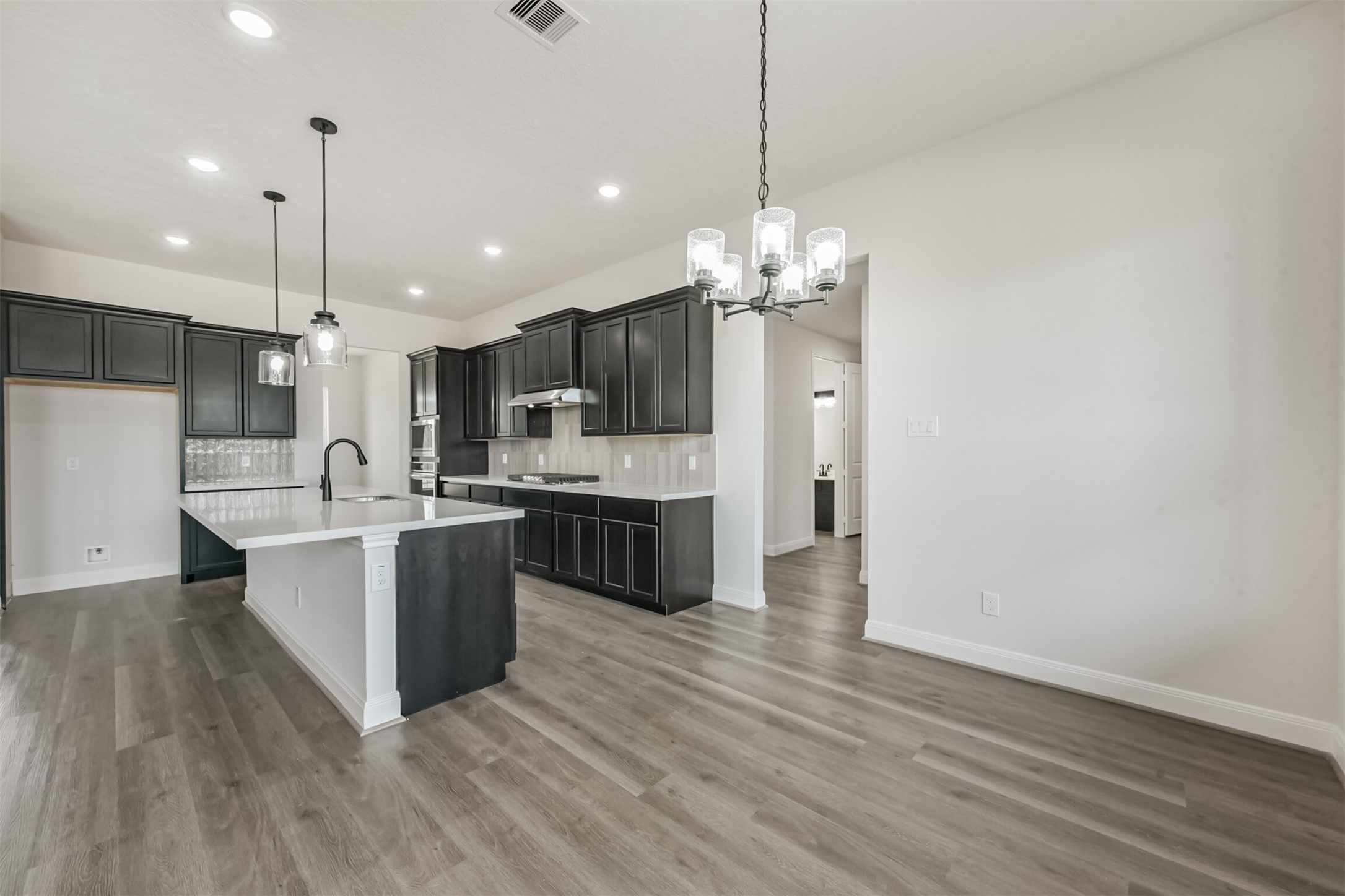 5611 Camp Creek Road Baytown, TX 77523 - Photo 15 of 45