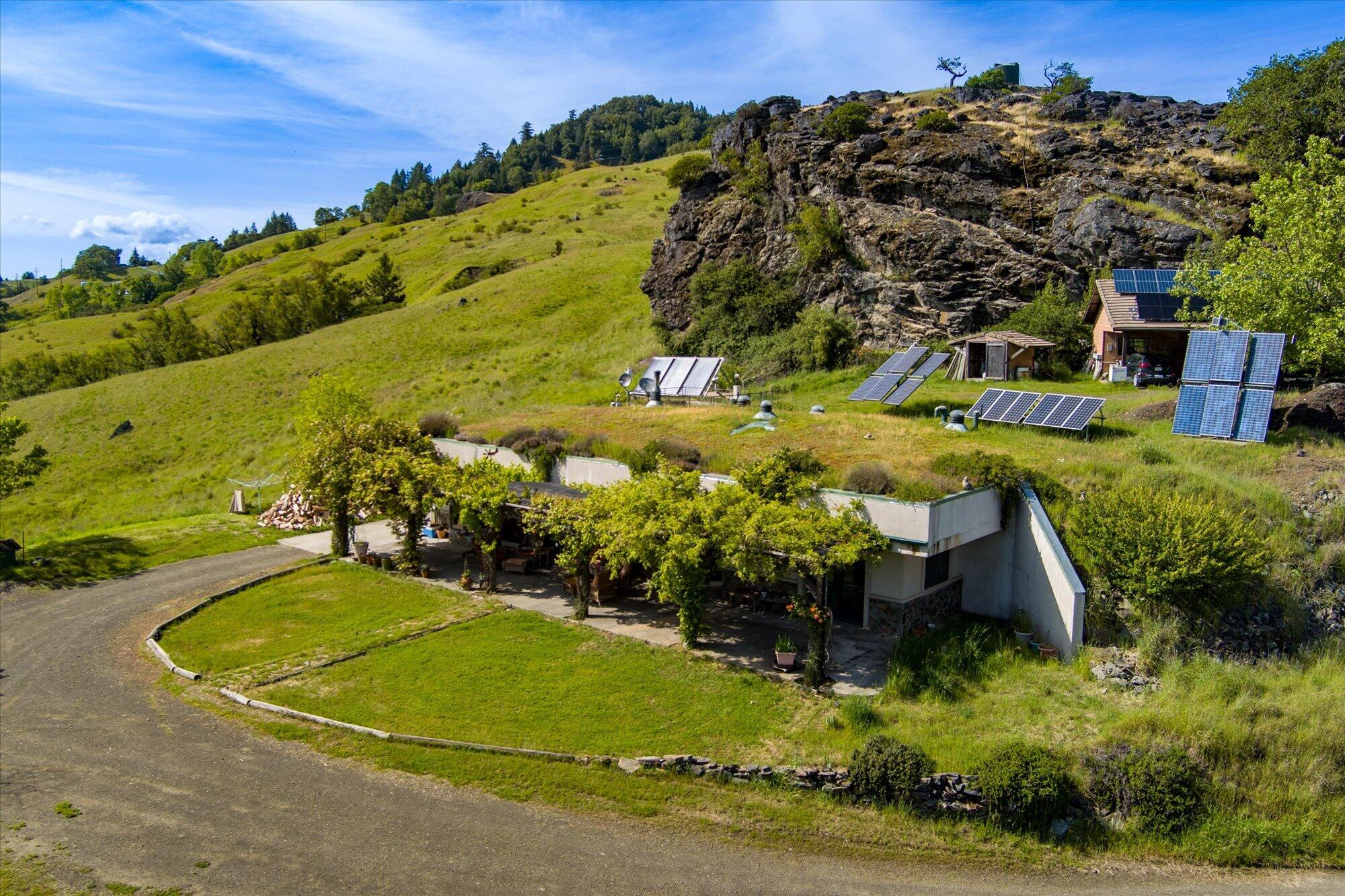 2980 Flat Rock Road Garberville, CA 95542 - Photo 4 of 62