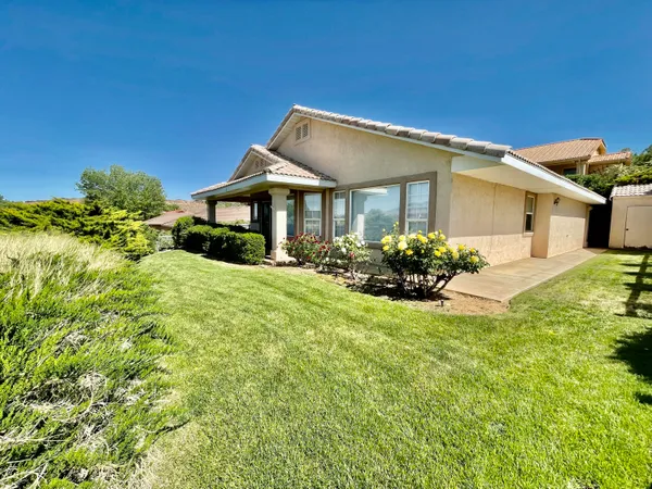 $472,000 | 1020 East Fort Pierce Drive, St. George, UT 84790