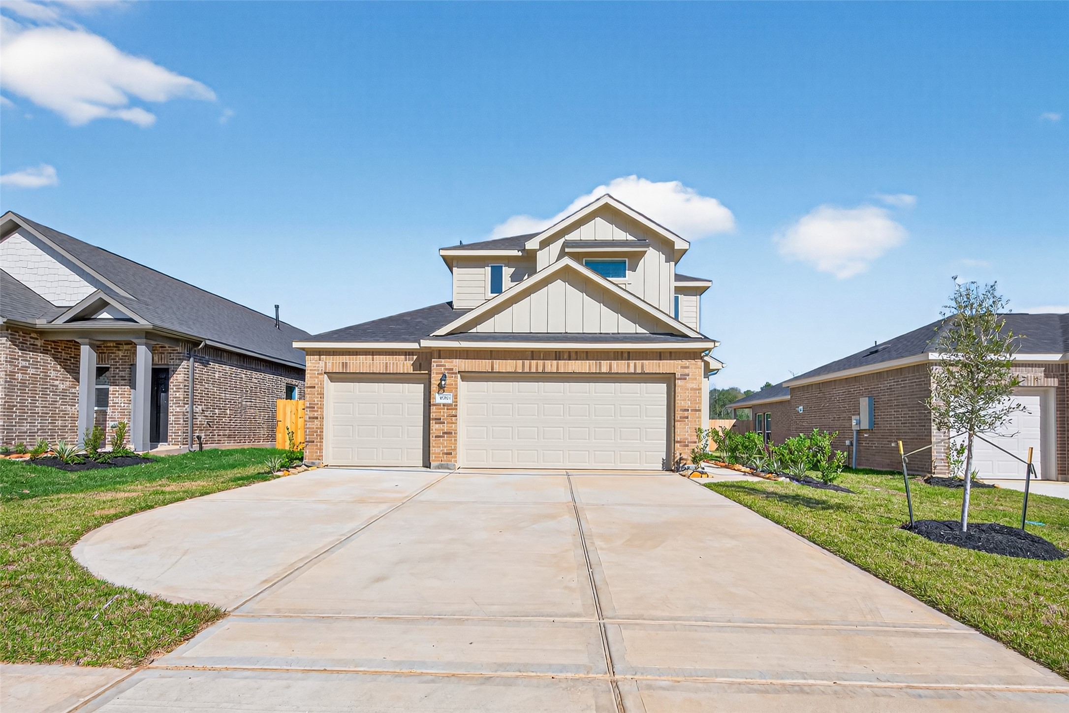 9750 Enclave Ridge Road Willis, TX 77318 - Photo 2 of 43