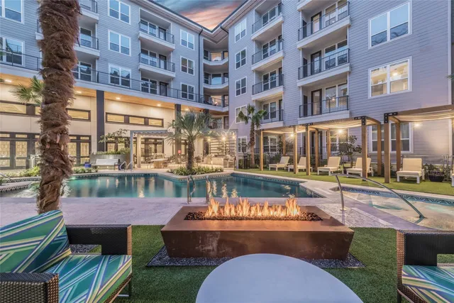 $3,579 | 3100 Kramer Lane, Unit 102, Austin, TX 78758