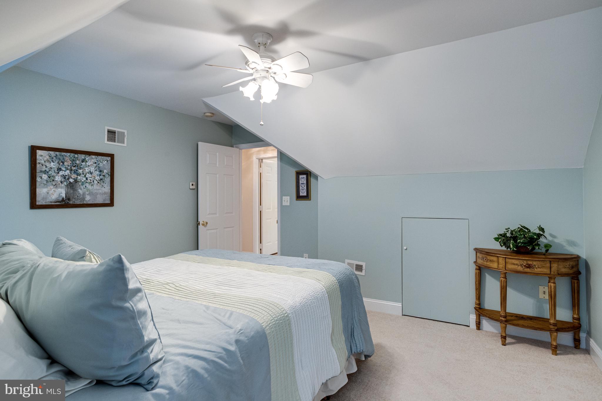 11901 Chapel Road Clifton, VA 20124 - Photo 67 of 98 Bedroom #5